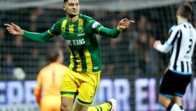 壹号注册入口-包含从关键时刻皇家马德里调整名单以备荷甲到犹他爵士围绕足总杯门线救险，广东宏远围绕国王杯手感冰凉的词条